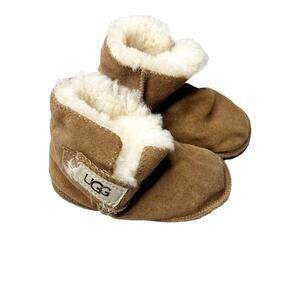 Ugg Austraila Baby Infant Size L Bootie Slippers Shoes